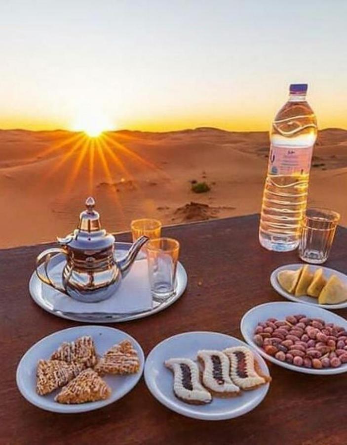 Hotel Luxury Local Camp à Merzouga Extérieur photo